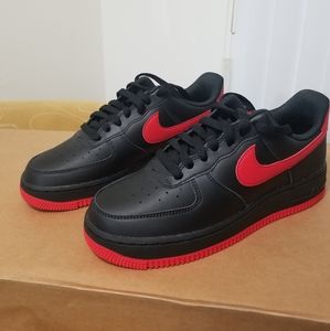 Nike Air Force 1 Low Bred